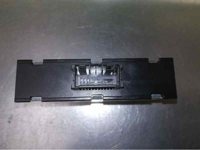 Recambio de centralita para mini mini (r56) cooper referencia OEM IAM 8ES00947920 010774978401 HELLA