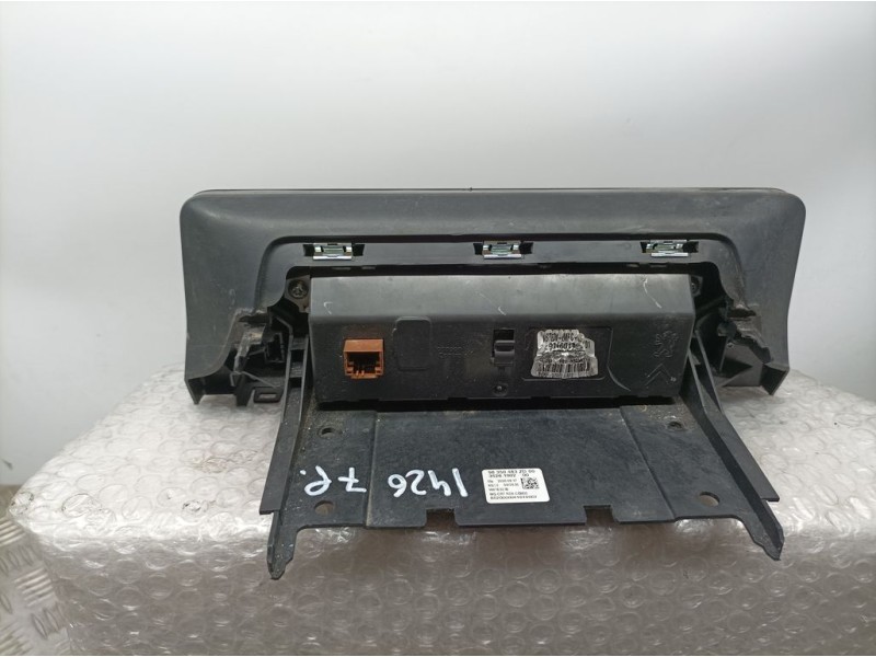 Recambio de sistema audio / radio para peugeot rifter access standard referencia OEM IAM NS89643749  VISTEON