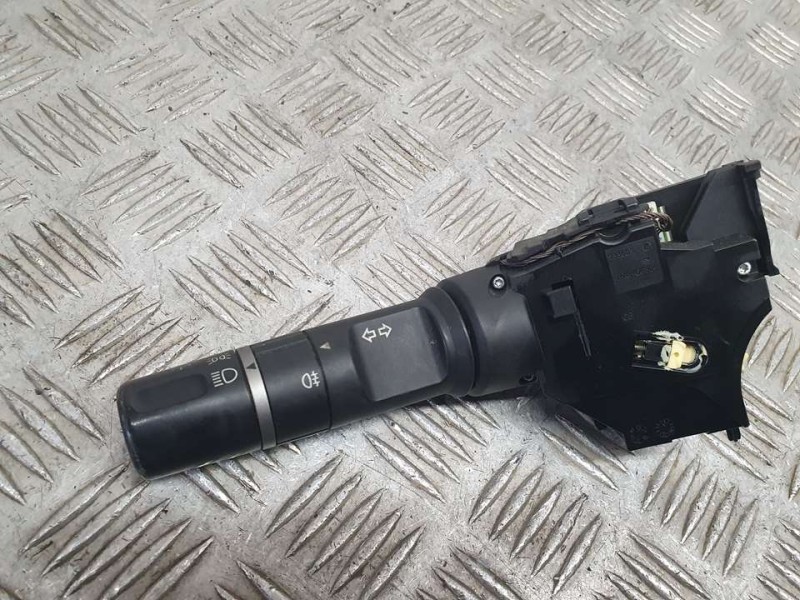 Recambio de mando luces para mazda 2 lim. (de) 1.3 active (5-ptas.) (55kw) referencia OEM IAM DF7166122 0112640409 