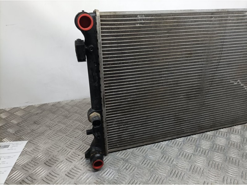 Recambio de radiador agua para volkswagen golf iv berlina (1j1) básico referencia OEM IAM   SIN REFERENCIA