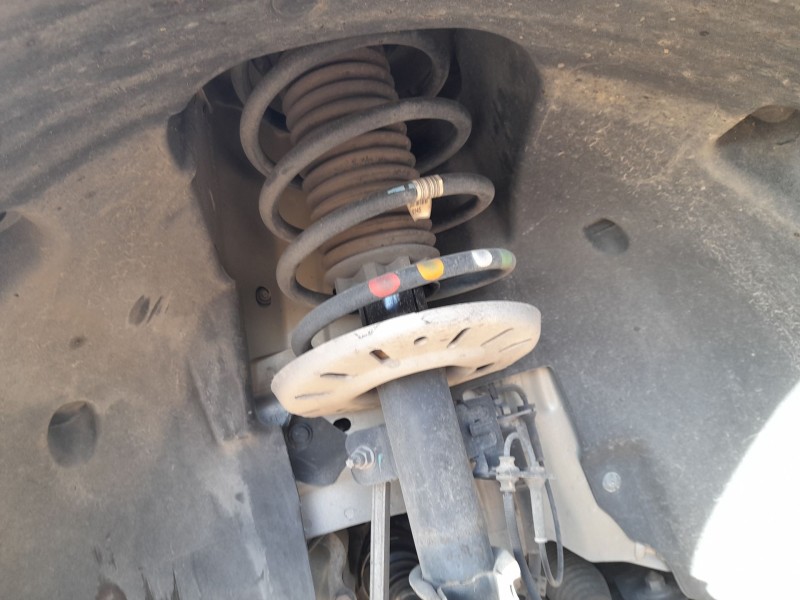 Recambio de amortiguador delantero izquierdo para peugeot 308 ii (lb_, lp_, lw_, lh_, l3_) 1.6 hdi 100 referencia OEM IAM 161274