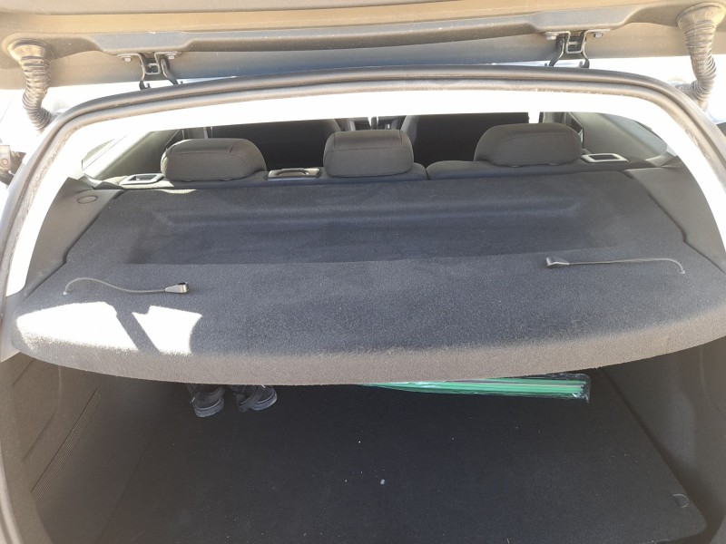 Recambio de bandeja trasera para peugeot 308 ii (lb_, lp_, lw_, lh_, l3_) 1.6 hdi 100 referencia OEM IAM 96776417ZD  