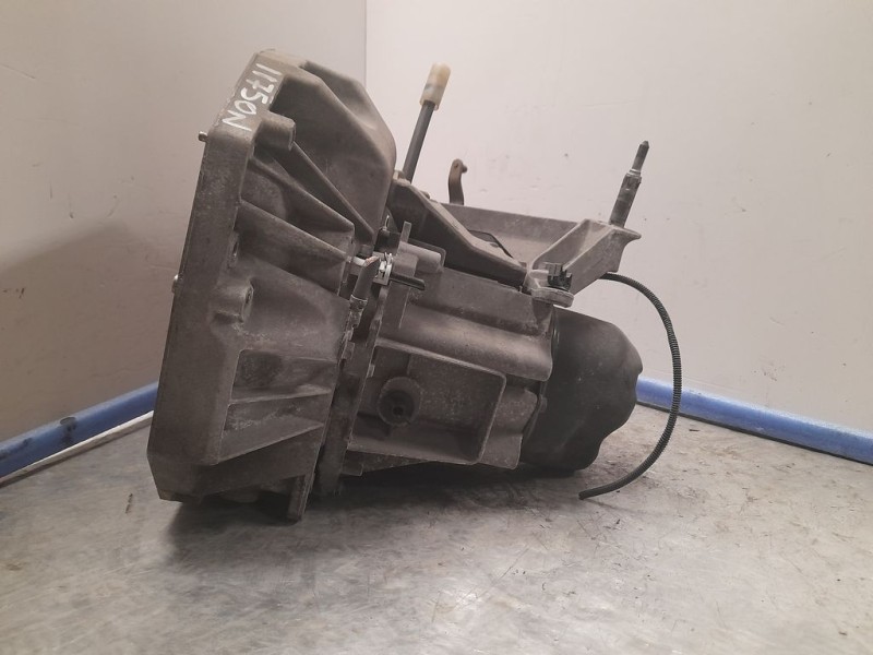 Recambio de caja cambios para renault scenic ii confort expression referencia OEM IAM JR5110 C017328 5VELOCIDADES