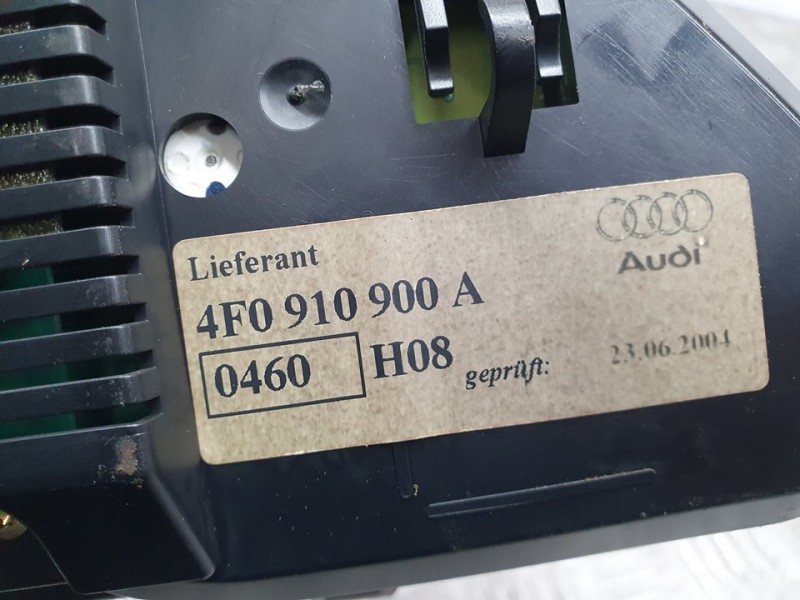 Recambio de cuadro instrumentos para audi a6 berlina (4f2) 3.2 fsi referencia OEM IAM 4F0910900A  