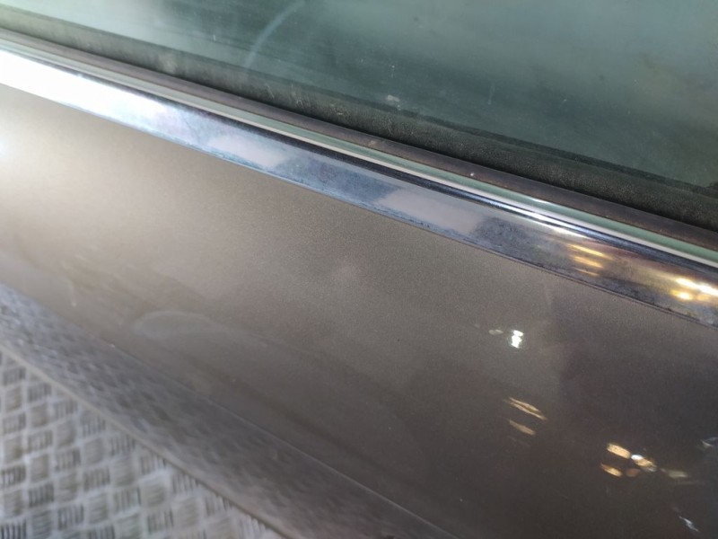 Recambio de puerta delantera izquierda para audi a4 berlina (8e) 2.5 tdi referencia OEM IAM  TOCADA TOCADA