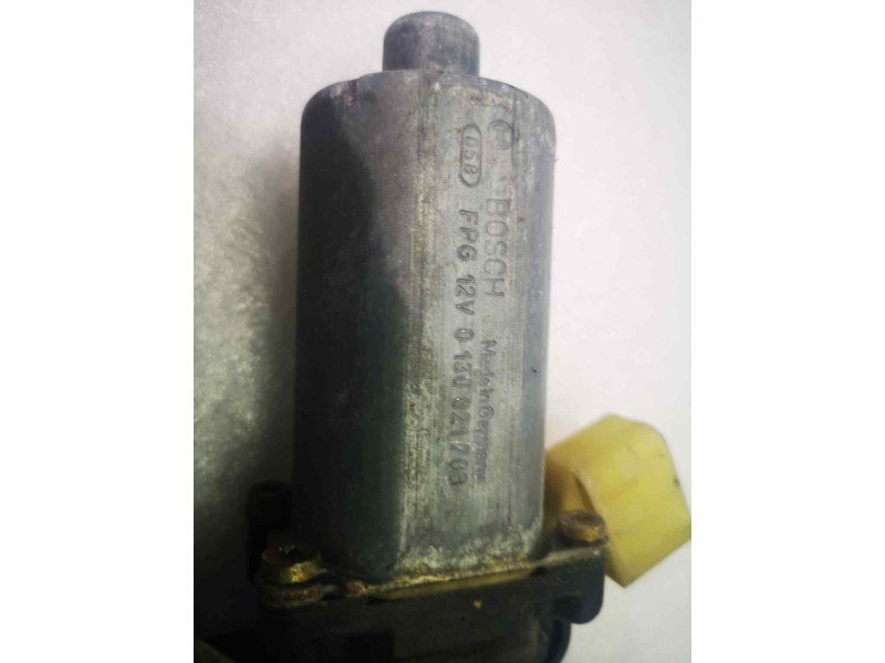 Recambio de elevalunas delantero izquierdo para mercedes-benz clase e (w210) berlina referencia OEM IAM 0130821708  6 PINS