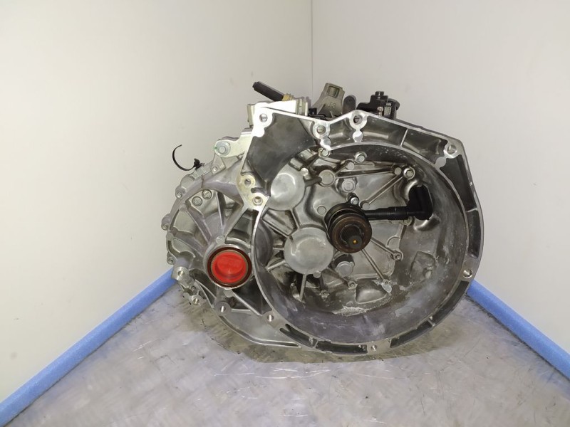 Recambio de caja cambios para ford focus lim. business referencia OEM IAM CV6R7002PF 150617 6VELOCIDADES