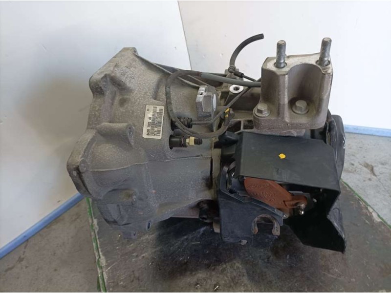 Recambio de caja cambios para ford fiesta (ccn) trend referencia OEM IAM 8A6R7002JG 290413 5VELOCIDADES