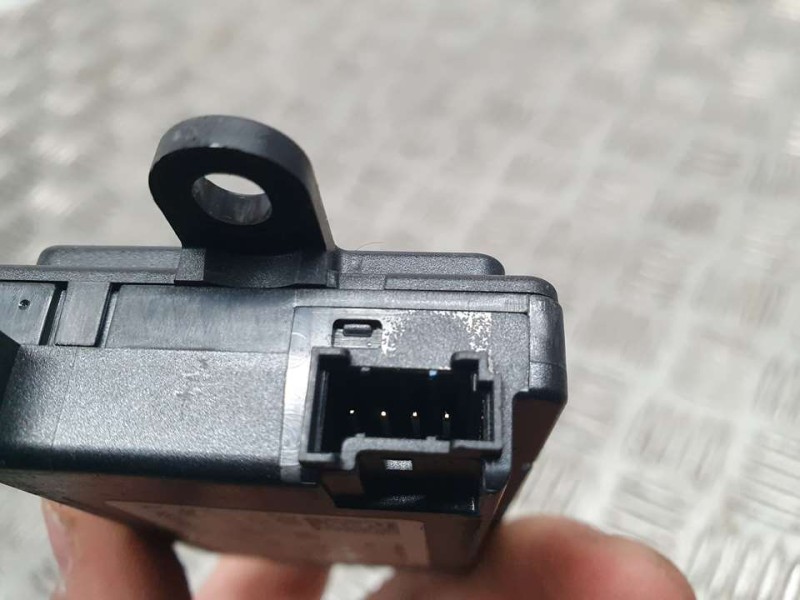 Recambio de modulo electronico para bmw i8 (i12) i8 pure impulse referencia OEM IAM 6582934747002 90151741 