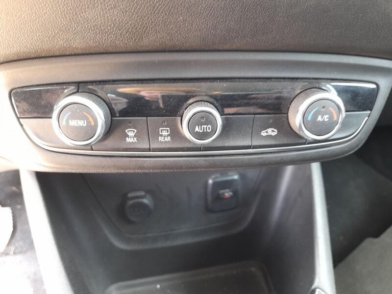 Recambio de mando calefaccion / aire acondicionado para opel crossland x / crossland (p17, p2qo) 1.2 (75) referencia OEM IAM YQ0