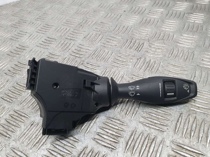 Recambio de mando limpia para ford fiesta (ccn) trend referencia OEM IAM 8A6T17A553AC  