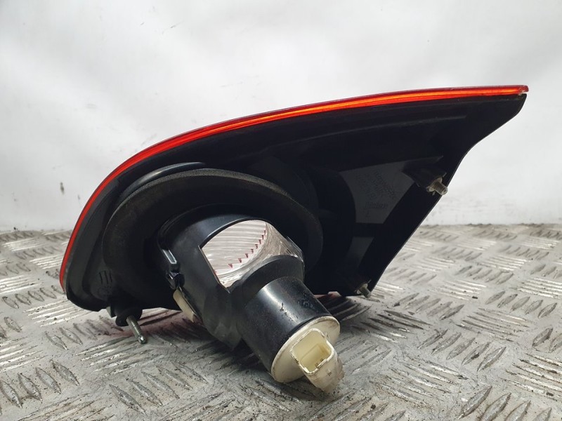 Recambio de piloto trasero izquierdo para nissan qashqai (j10) acenta referencia OEM IAM 26555JD800 89071063 INTERIOR