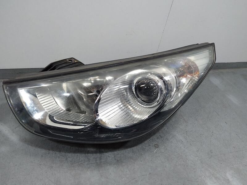 Recambio de faro izquierdo para hyundai ix35 sle 2wd referencia OEM IAM 921012Y000  