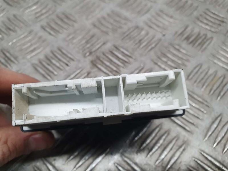 Recambio de modulo electronico para bmw i8 (i12) i8 pure impulse referencia OEM IAM 9382516 1526207274 