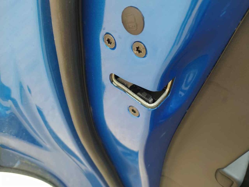 Recambio de cerradura puerta trasera izquierda para ford puma titanium referencia OEM IAM H1BAA26413CE  