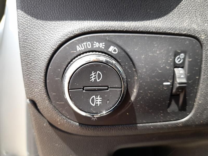 Recambio de mando luces para opel crossland x / crossland (p17, p2qo) 1.2 (75) referencia OEM IAM 39050760  