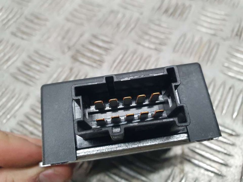 Recambio de modulo electronico para bmw i8 (i12) i8 pure impulse referencia OEM IAM 7404880 22271819D 