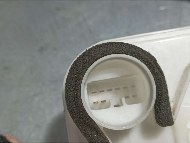 Recambio de cerradura puerta trasera derecha para mitsubishi asx (ga0w) challenge 2wd referencia OEM IAM 13627A  ELECTRICA