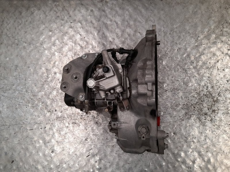 Recambio de caja cambios para opel corsa d cosmo referencia OEM IAM 55565141  5VELOCIDADES