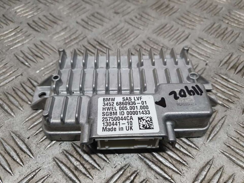 Recambio de modulo electronico para bmw i8 (i12) i8 pure impulse referencia OEM IAM 686093601 25750011CA 