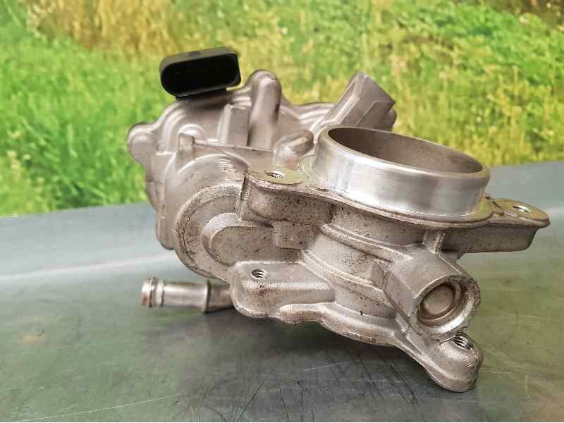 Recambio de caja mariposa para volkswagen caddy ocio 2.0 tdi referencia OEM IAM 04L128059  VALEO