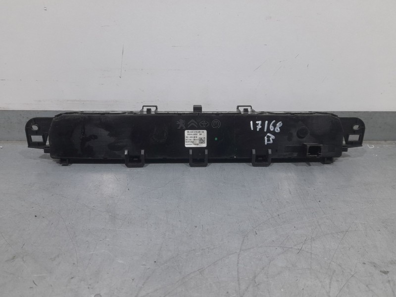 Recambio de mando calefaccion / aire acondicionado para peugeot expert furgoneta (v_) 1.5 bluehdi 120 referencia OEM IAM 9834041