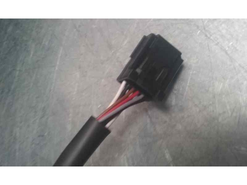 Recambio de retrovisor derecho para renault clio iv business referencia OEM IAM 963016264R  ELECTRICO-FALTA TAPA