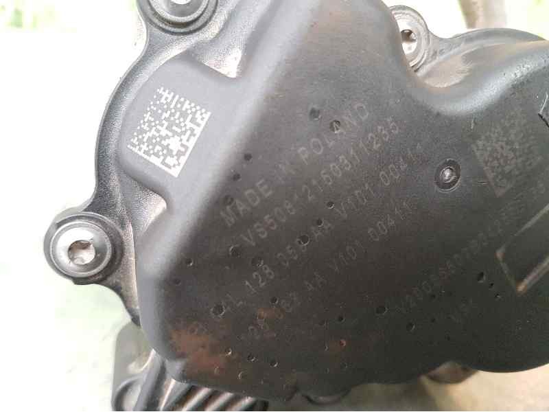 Recambio de caja mariposa para volkswagen caddy ocio 2.0 tdi referencia OEM IAM 04L128059  VALEO