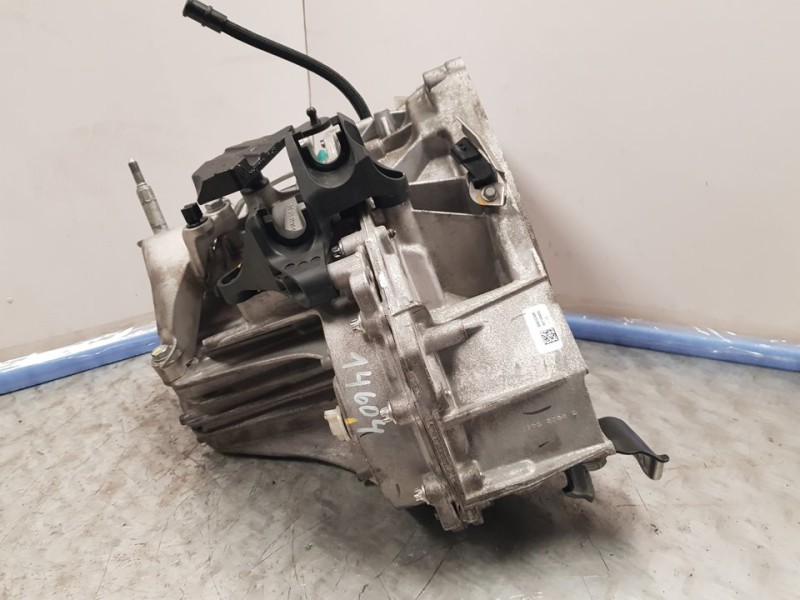 Recambio de caja cambios para dacia sandero stepway referencia OEM IAM JT4004 A152984 6VELOCIDADES