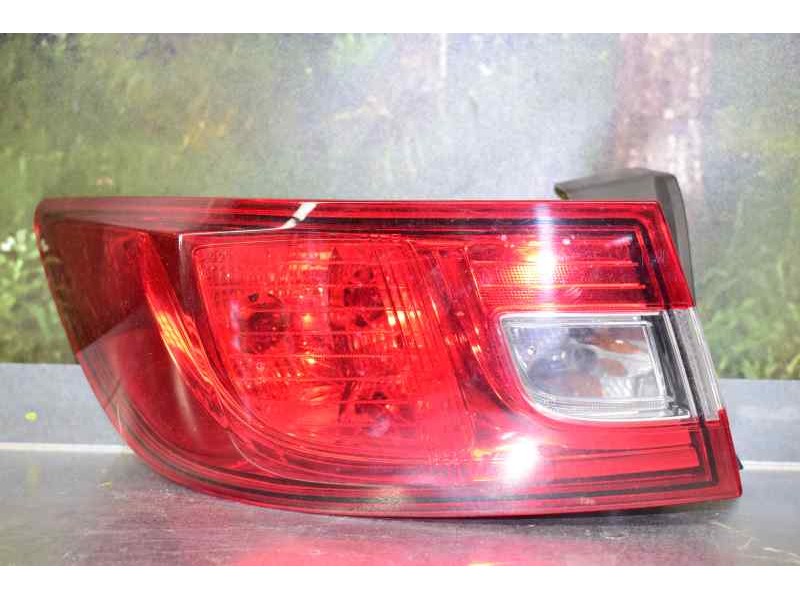 Recambio de piloto trasero izquierdo para renault clio iv business referencia OEM IAM  TOCADO EXTERIOR