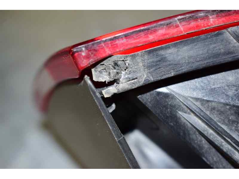 Recambio de piloto trasero izquierdo para renault clio iv business referencia OEM IAM  TOCADO EXTERIOR