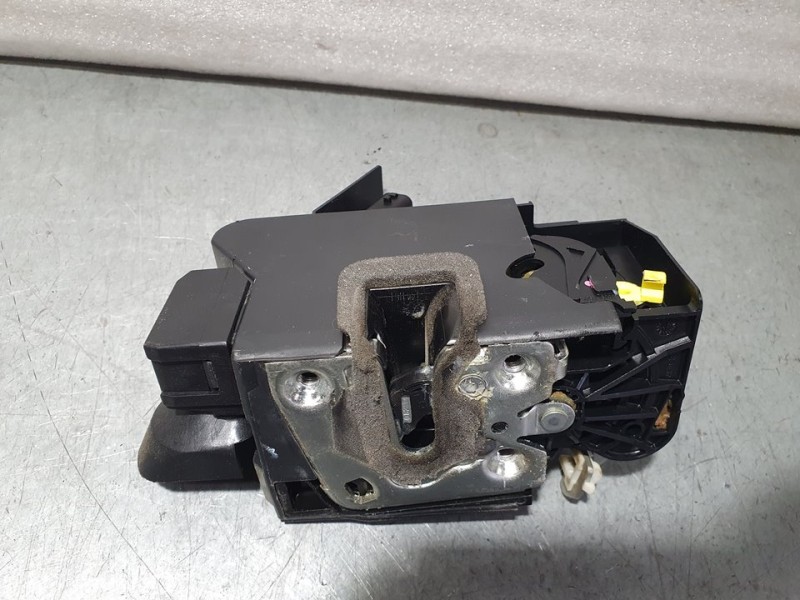 Recambio de cerradura puerta delantera izquierda para dacia sandero stepway referencia OEM IAM 805035308R  2 PINES