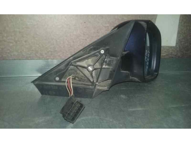 Recambio de retrovisor derecho para audi a4 berlina (b5) 1.8 referencia OEM IAM  5 PINS ELECTRICO