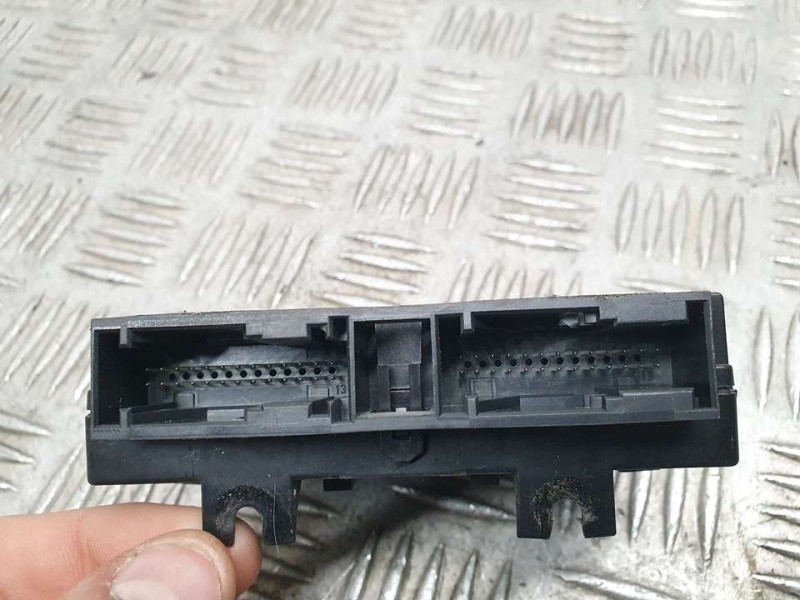 Recambio de modulo electronico para bmw i8 (i12) i8 pure impulse referencia OEM IAM 938111401 17313810 