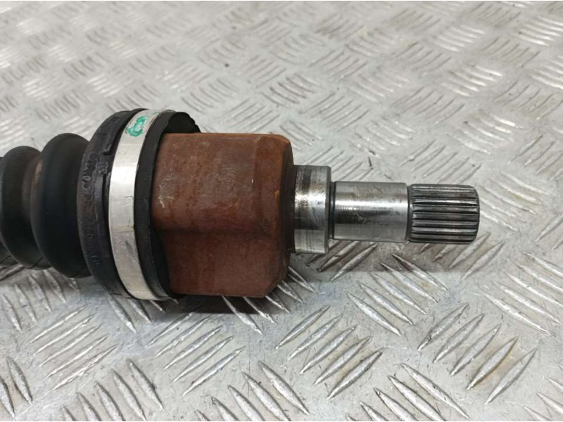 Recambio de transmision delantera izquierda para citroën c4 berlina sx referencia OEM IAM 9637117780  