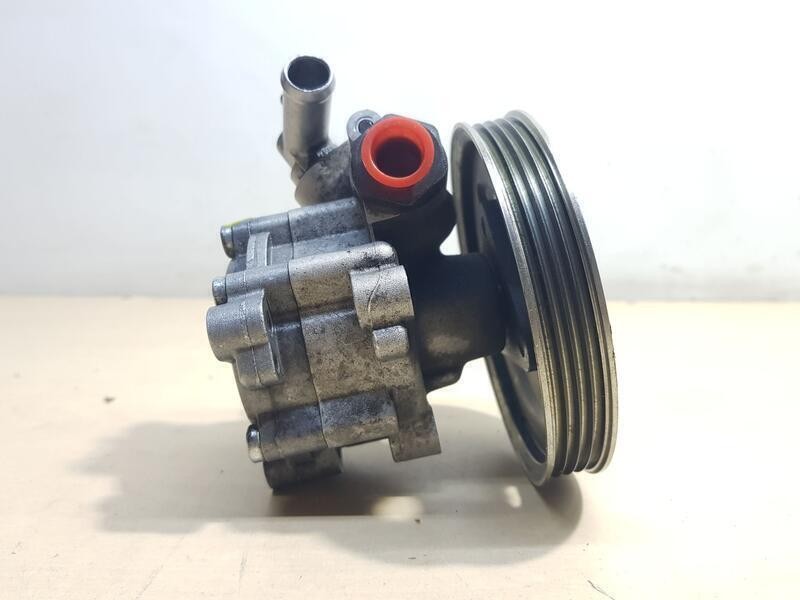 Recambio de bomba direccion para fiat doblo ii cargo (263) sx furgon referencia OEM IAM 520838680 BOSCH 7613955647