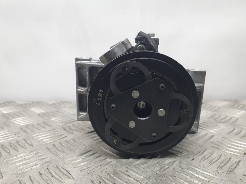 Recambio de compresor aire acondicionado para dacia sandero stepway referencia OEM IAM 926008469R  