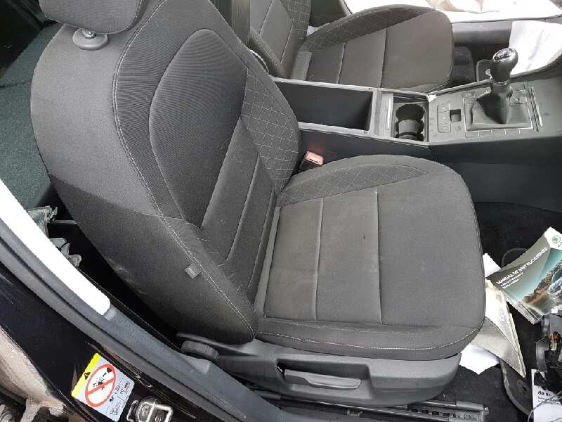 Recambio de asiento delantero derecho para skoda superb (3v3) active referencia OEM IAM   C/ AIRBAG