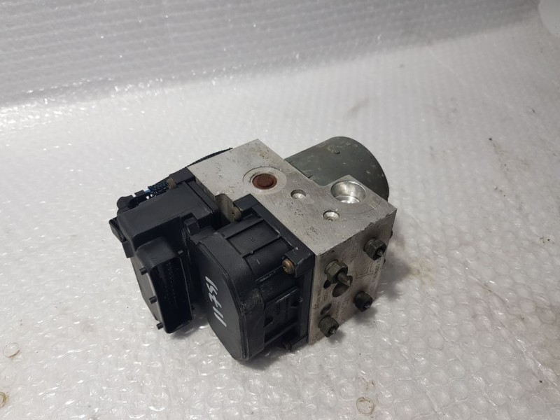 Recambio de abs para nissan almera (n16/e) comfort referencia OEM IAM 476605M306 0265216899 BOSCH