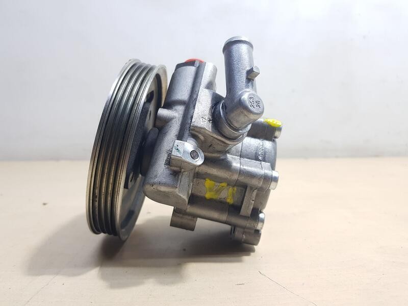 Recambio de bomba direccion para fiat doblo ii cargo (263) sx furgon referencia OEM IAM 520838680 BOSCH 7613955647