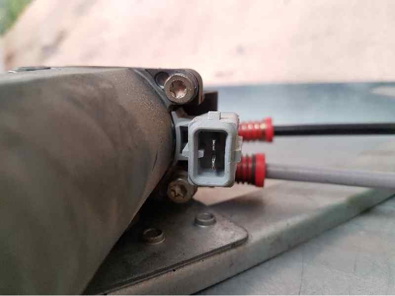 Recambio de elevalunas delantero derecho para citroën xsara berlina 1.6 lx referencia OEM IAM  2 PINS ELECTRICO