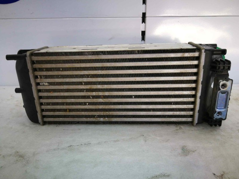 Recambio de intercooler para peugeot 308 1.6 16v hdi referencia OEM IAM 9656503980  