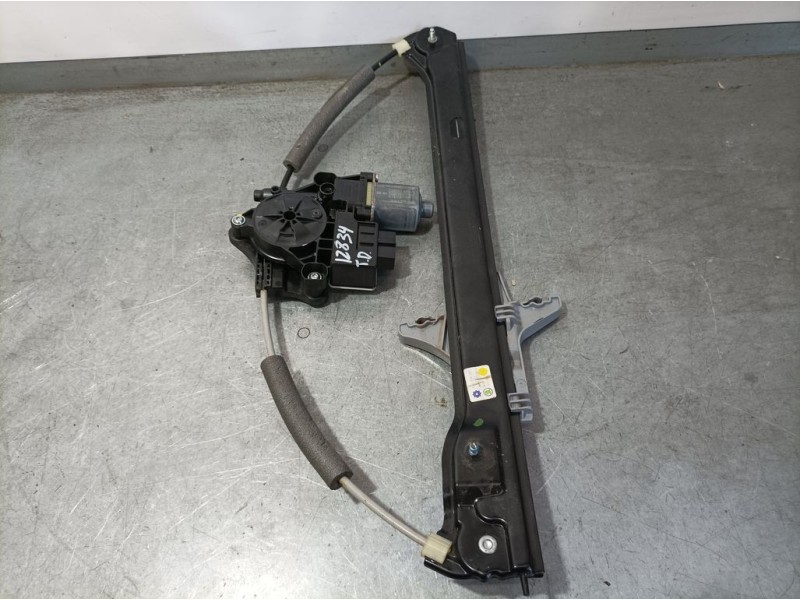 Recambio de elevalunas trasero derecho para skoda superb (3v3) active referencia OEM IAM 3V0839462  EELECTRICO 5 PINS