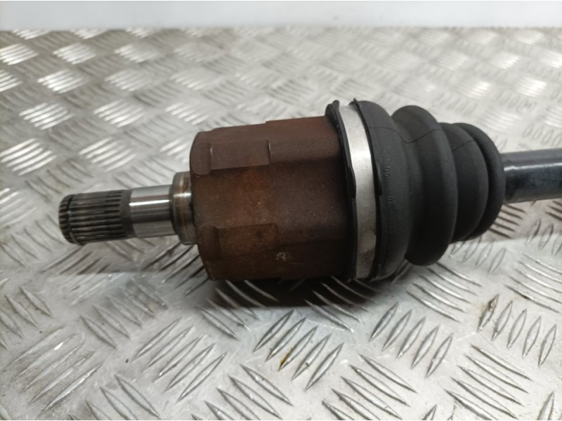 Recambio de transmision delantera derecha para kia cee´d active referencia OEM IAM 01H210  REFERENCIA INCOMPLETA