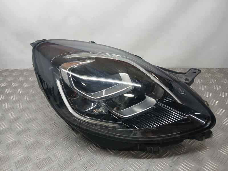 Recambio de faro derecho para ford puma titanium referencia OEM IAM L1TB13E014EH 90202258 HELLA