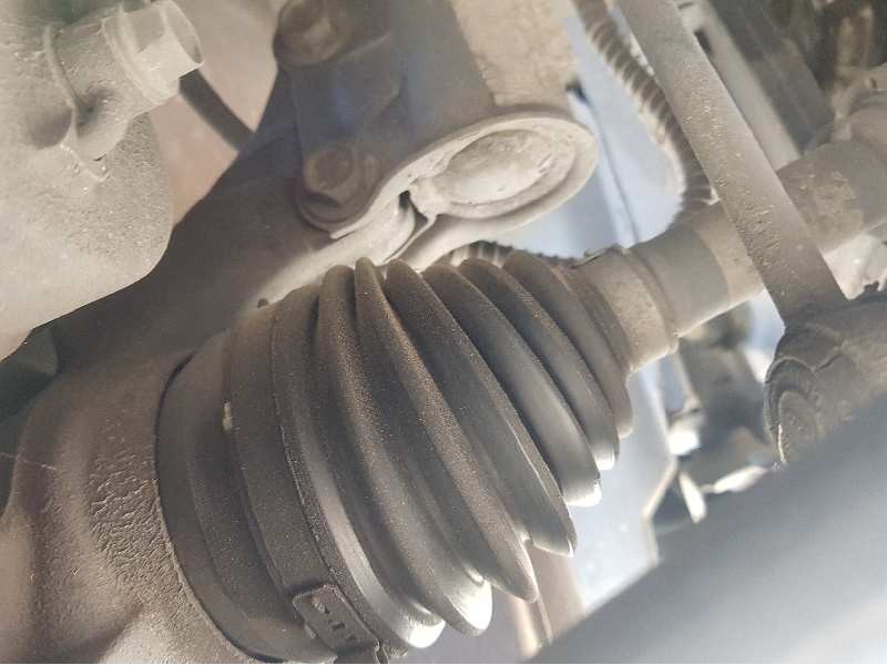 Recambio de transmision delantera izquierda para kia cee´d active referencia OEM IAM 45011H210  