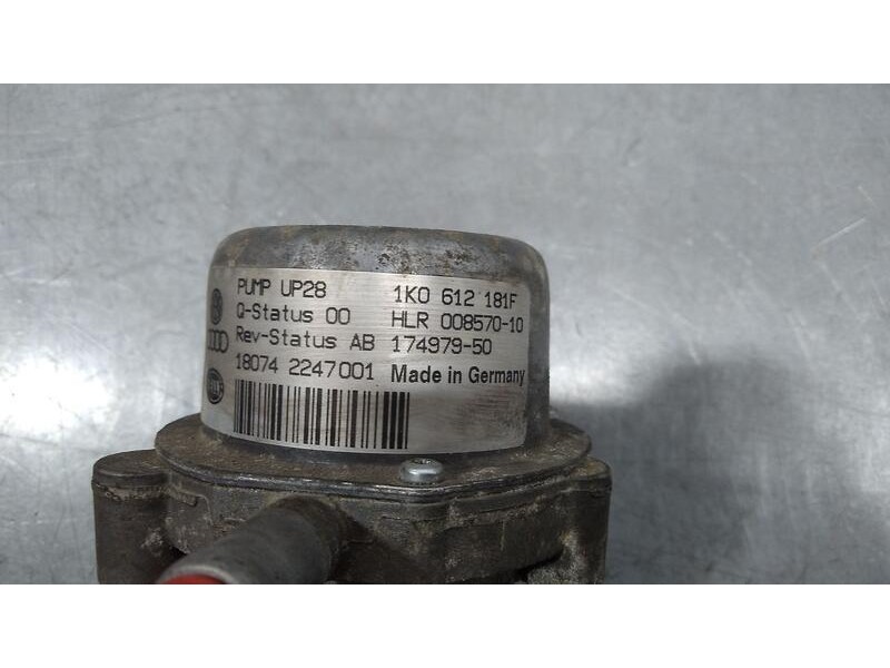 Recambio de depresor freno / bomba vacio para volkswagen polo advance referencia OEM IAM 1k0612181f  Electrico