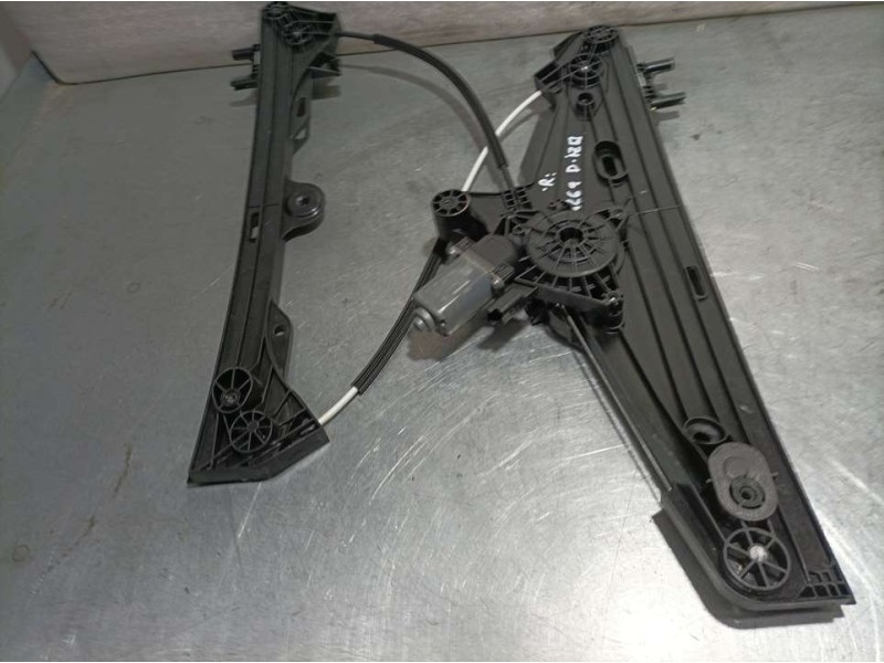 Recambio de elevalunas delantero izquierdo para peugeot 308 gt referencia OEM IAM 9830815080  ELECTRICO