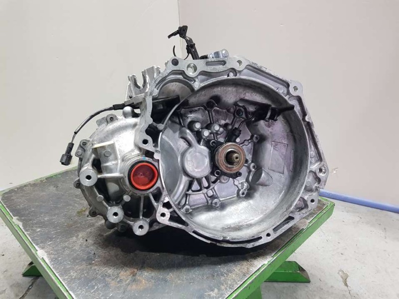 Recambio de caja cambios para opel karl edition referencia OEM IAM 25193045 631071664 5 VELOCIDADES