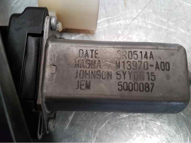 Recambio de elevalunas trasero derecho para bmw serie 1 lim. 5-trg. (f20) 118d referencia OEM IAM M13970A00 5 PINS ELECTRICO